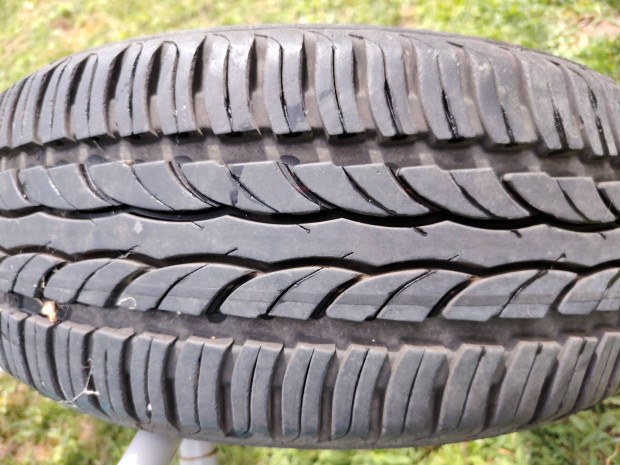 haszn�lt ny�ri gumi elado