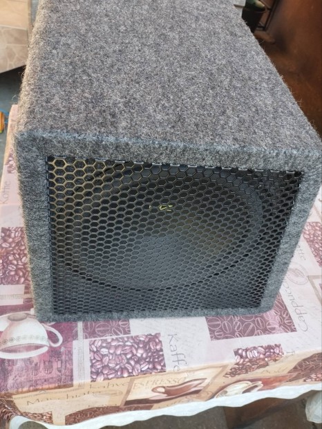 hertz ebx25 sub box gyri mlylda