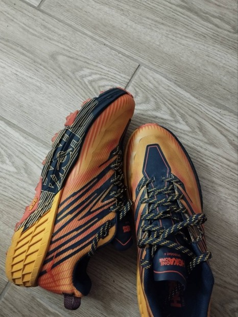 hoka one one speedgoat 4 