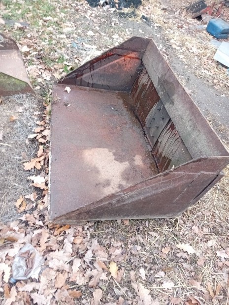 homlokrakod kanl elad 