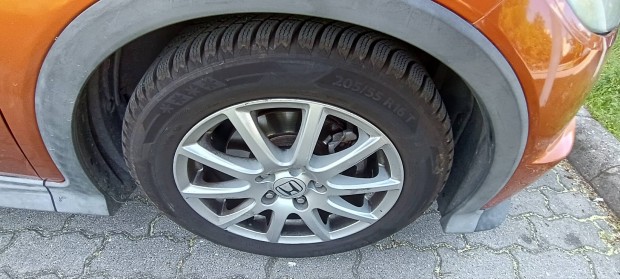 honda alufelni garnitúra új téli gumival eladó