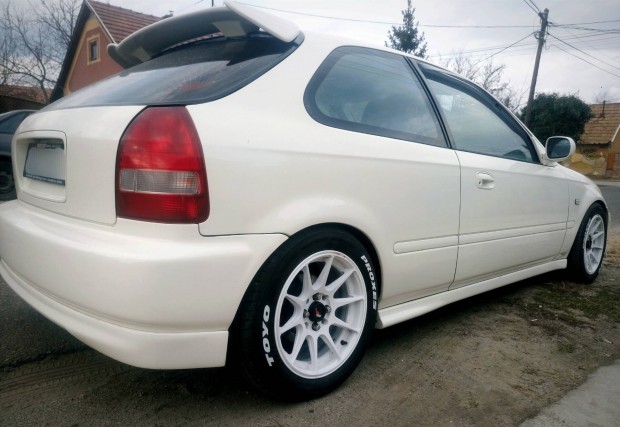 honda civic 96-00 ek9 style hátsó toldat