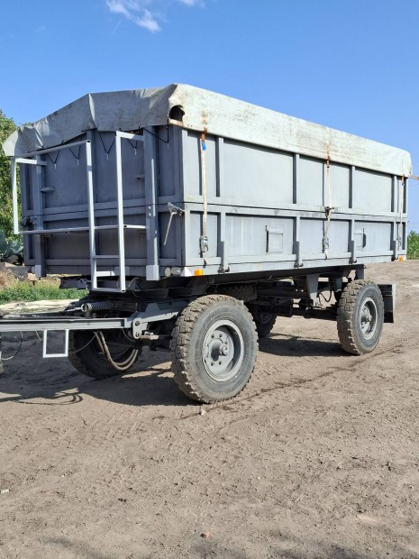 hw 6011 pótkocsi , csere érdekel mbp 9 vagy hw 8011 mtz után