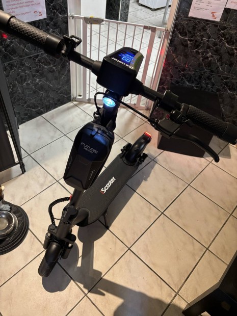 i10 max elektromos roller elad
