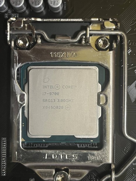 i7 9700 processzor 