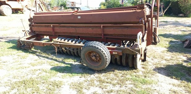 ih 6200 vetőgép alkatrészek