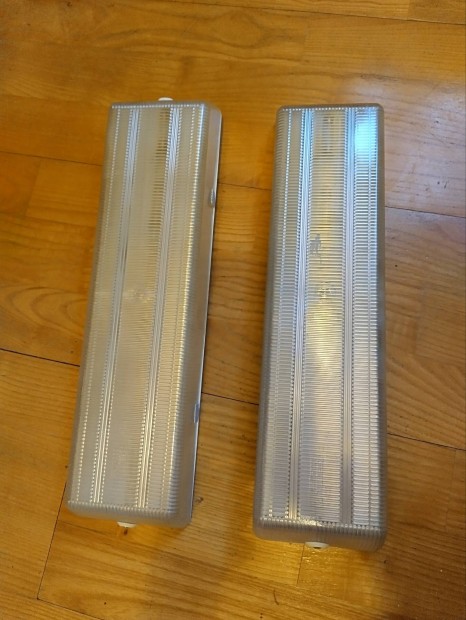 ikarus utastr szofita lmpa