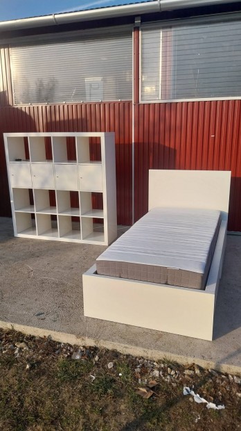 ikea malm ágy hálószoba bútor expedit kallax polc
