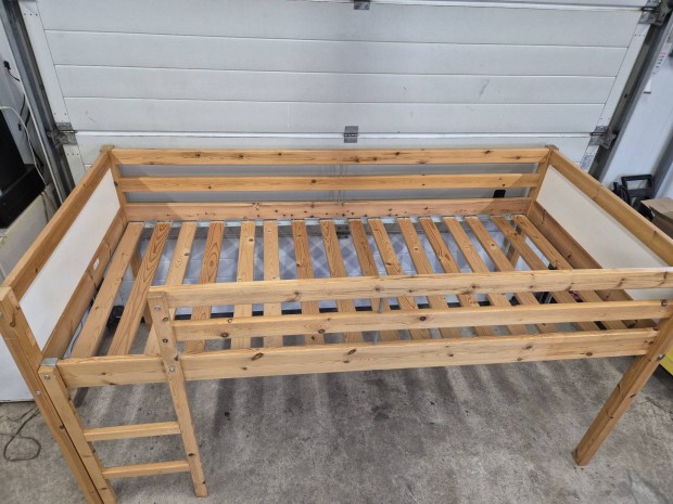 ikea vradal Fenyő magas ágy emeletes ágy