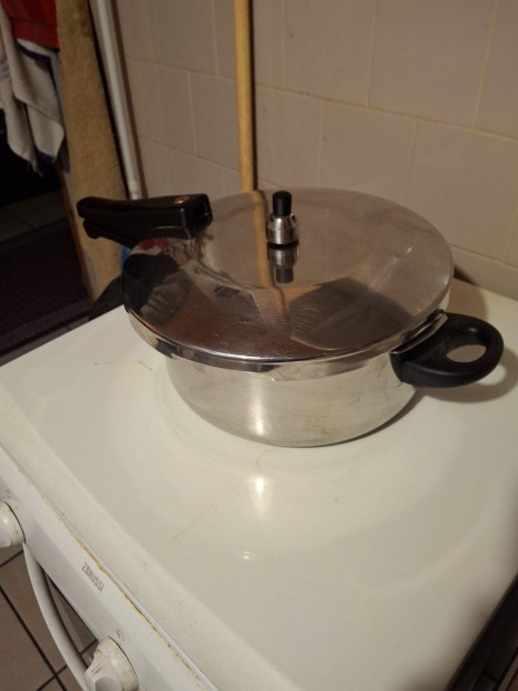 inox  5 literes kukta elad
