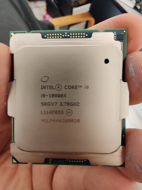 intel core i9 10900x elad 