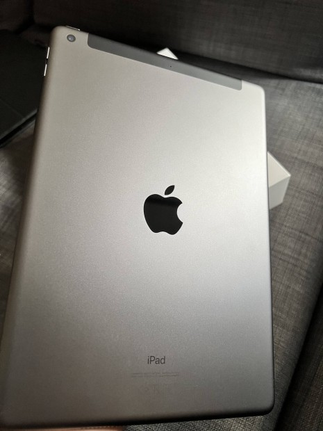 ipad 8 Wifi + Cellular 128GB