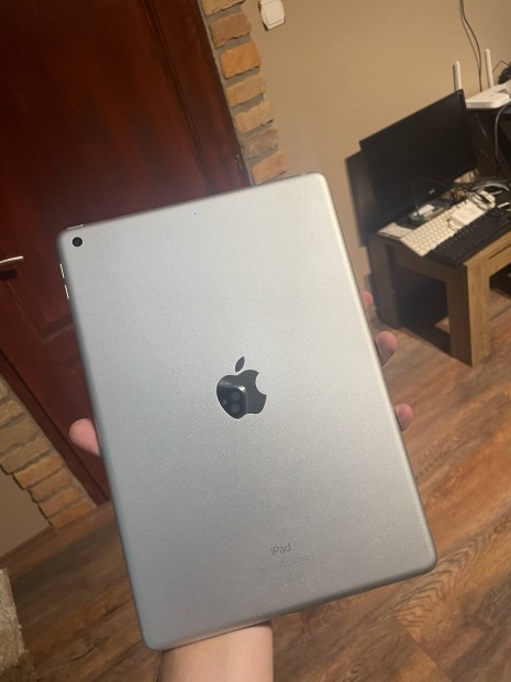 ipad 8. Generci 32GB