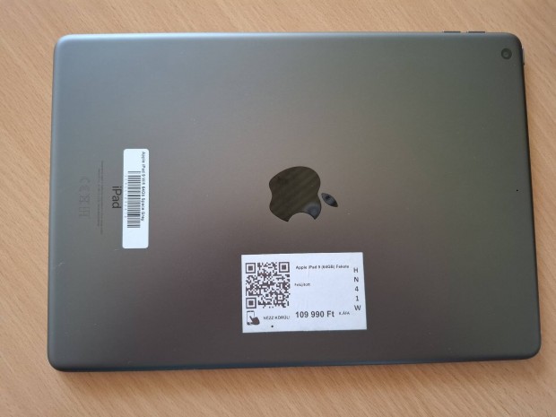 ipad 9 szürke 64GB töltővel, sérülésmentes