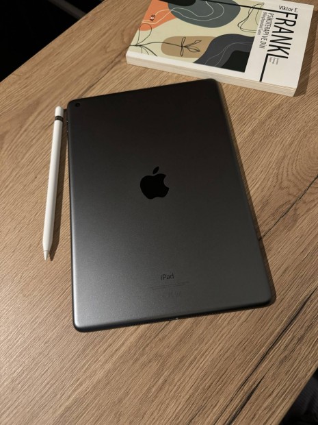 ipad 9th gen. WIFI + Apple Pencil + ipad Case 