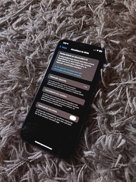 iphone 11 Pro Max 64GB fggetlen. 