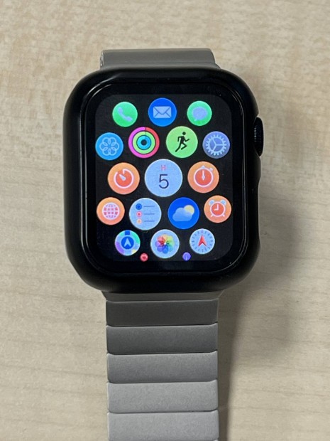 iphone Apple Watch SE2 2025