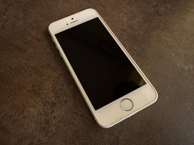 iphone SE alkatrésznek