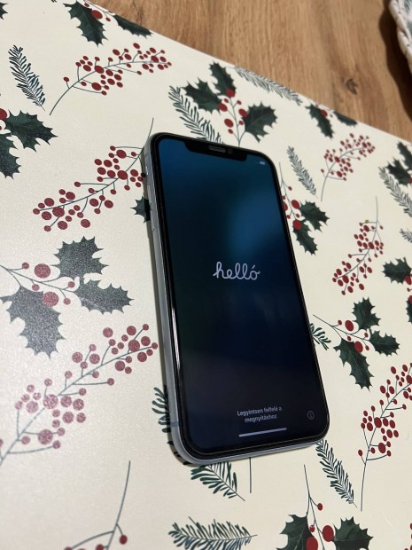 iphone XR 64 GB