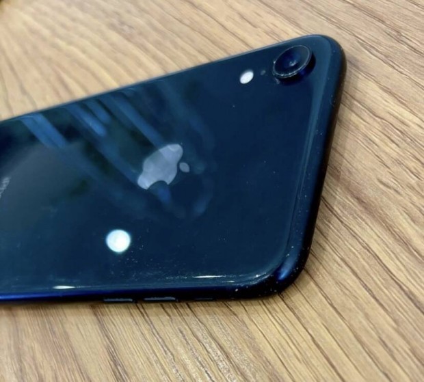 iphone xr elad