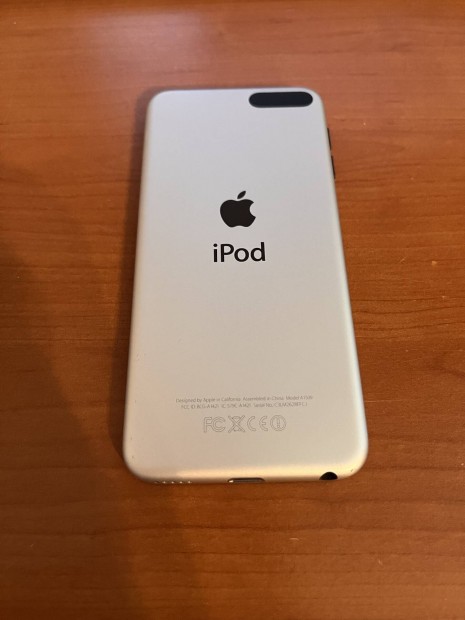 ipod touch (16 gb) 5 th gen. 