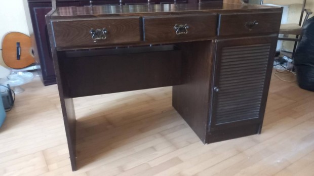íróasztal bonanza szép állapotú eladó