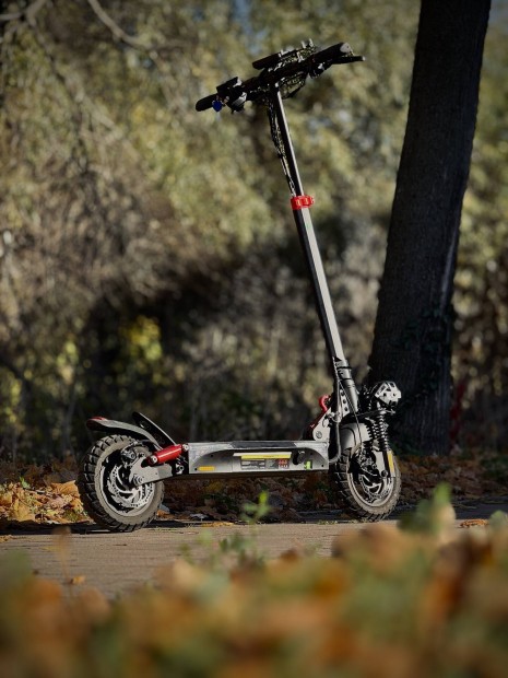 iscooter iX4 800W Motor | 15Ah Akkuml�tor | 45Km Hat�t�v