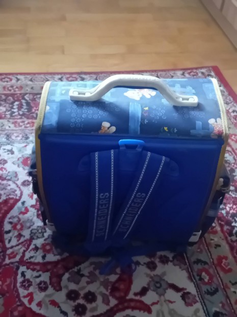 iskola táska eladó