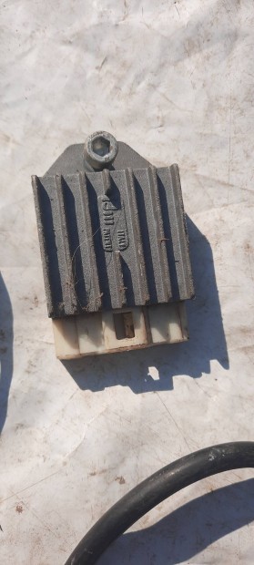 italjet formula feszltsg szablyz