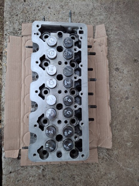 j astra a17dtj diesel hengerfej.