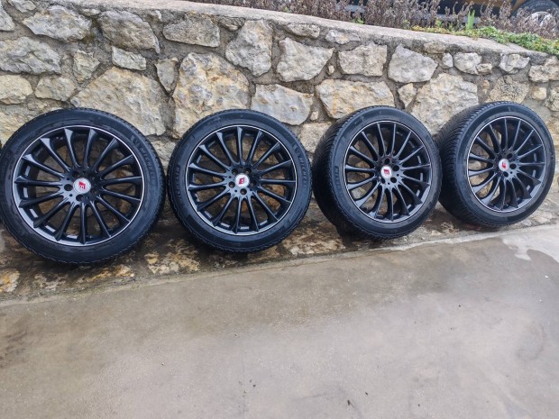 j� �llapotu felni