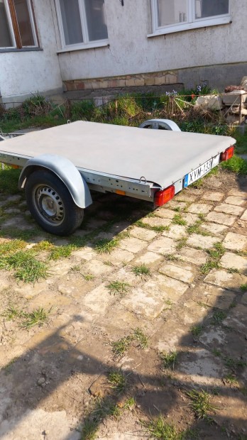 j� ut�nfut� Stema 0751