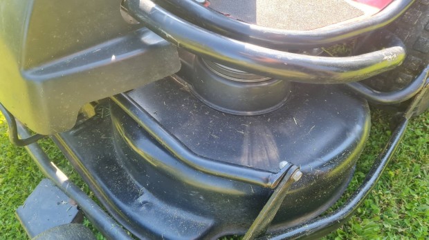 jonsered(husqvarna)rider fünyirotraktor funyiro traktor