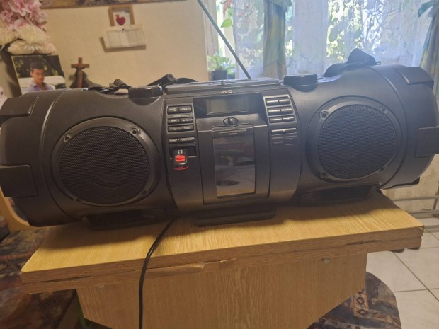 jvc márkáju cd magnó
