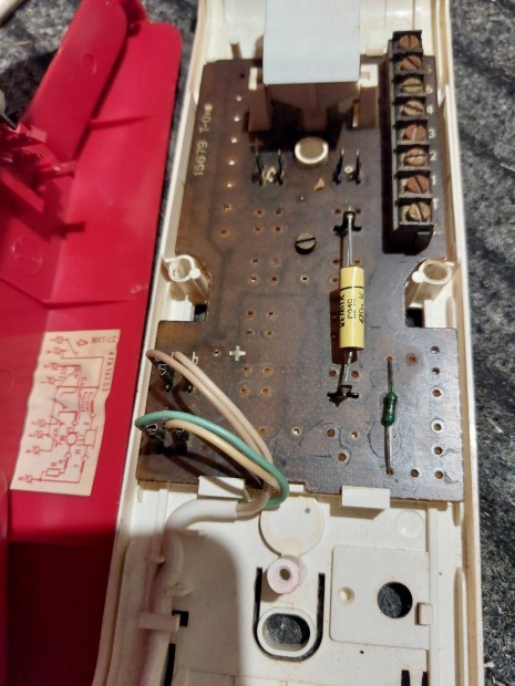 kaputelefon (régi panel)