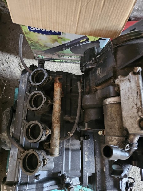 kawasaki zzr 1100 motor blokk 