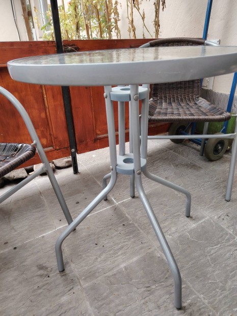 kerti btor szk asztal