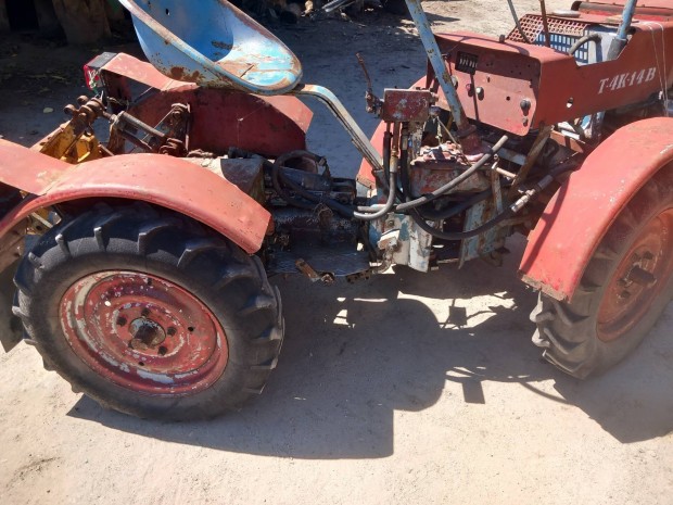 kerti traktor mezőgazdasági gép tz4k kistraktor