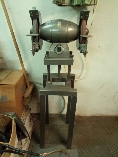 k�tkorongos k�sz�r�