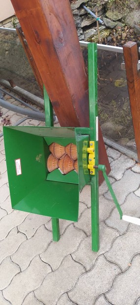 kzi hajts szldarl