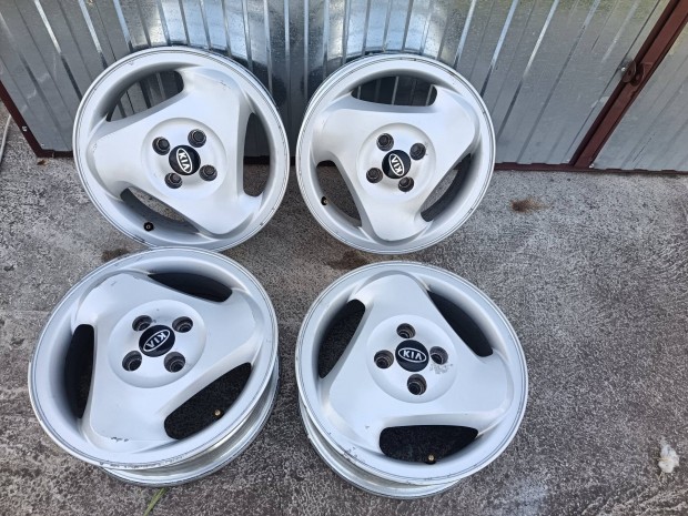 kia 4x100 15 col alufelni szett