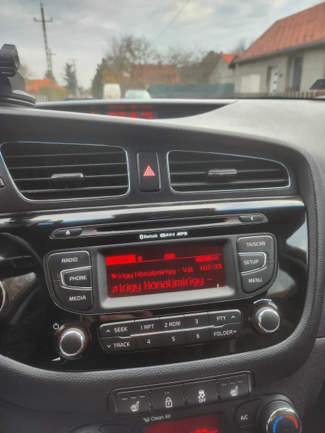 kia ceed jd gyri rdio