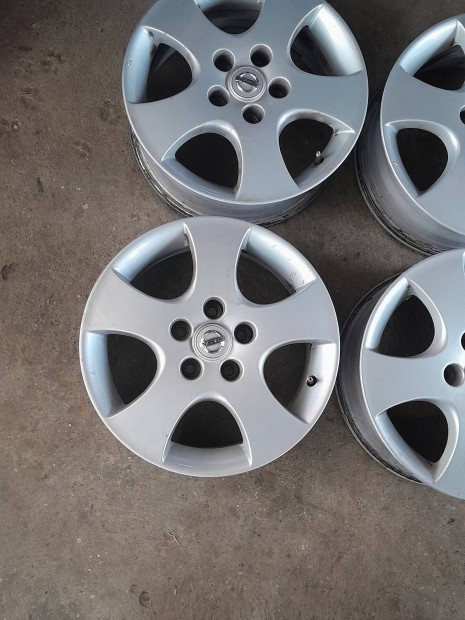 kia mazda Nissan Mitsubishi Suzuki Toyota Renault r16 5x114.3