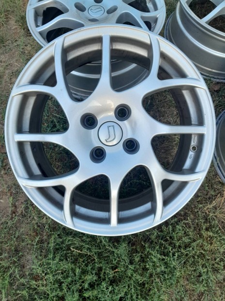 kia mazda Nissan Mitsubishi r17 4x114.3 felni alufelni 