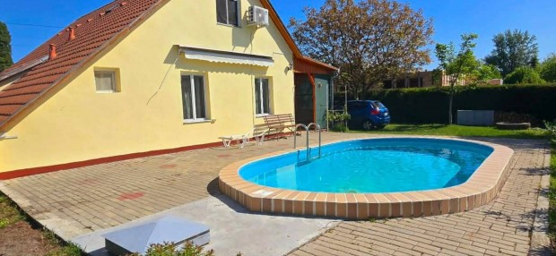 kiad� apartman Balatonm�riaf�rd�n 