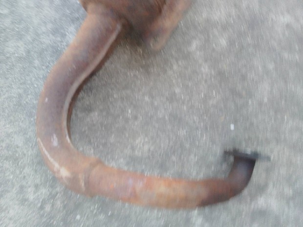 kipufog� robog�ra