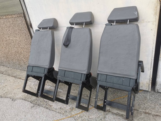 kisbusz lakaut kisteher ls elad 