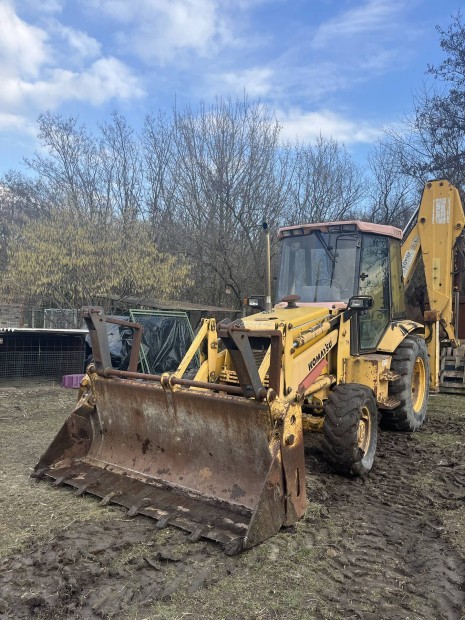 komatsu wb97r kombikotro