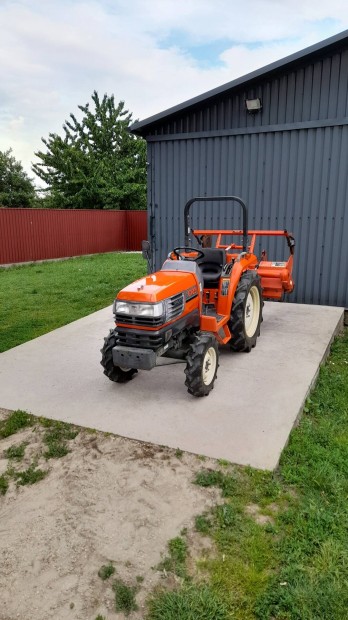 kubota GT23 Japn Kistraktor elad.