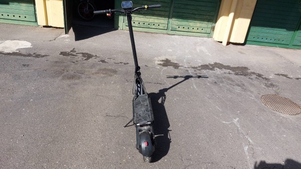 kugoo roller elad